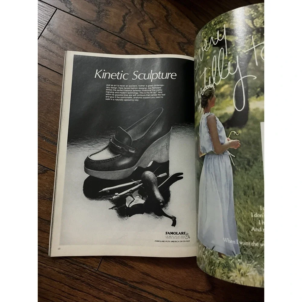 Vintage Cosmopolitan Magazine October 1977 Clotidle by Francesco Scavullo